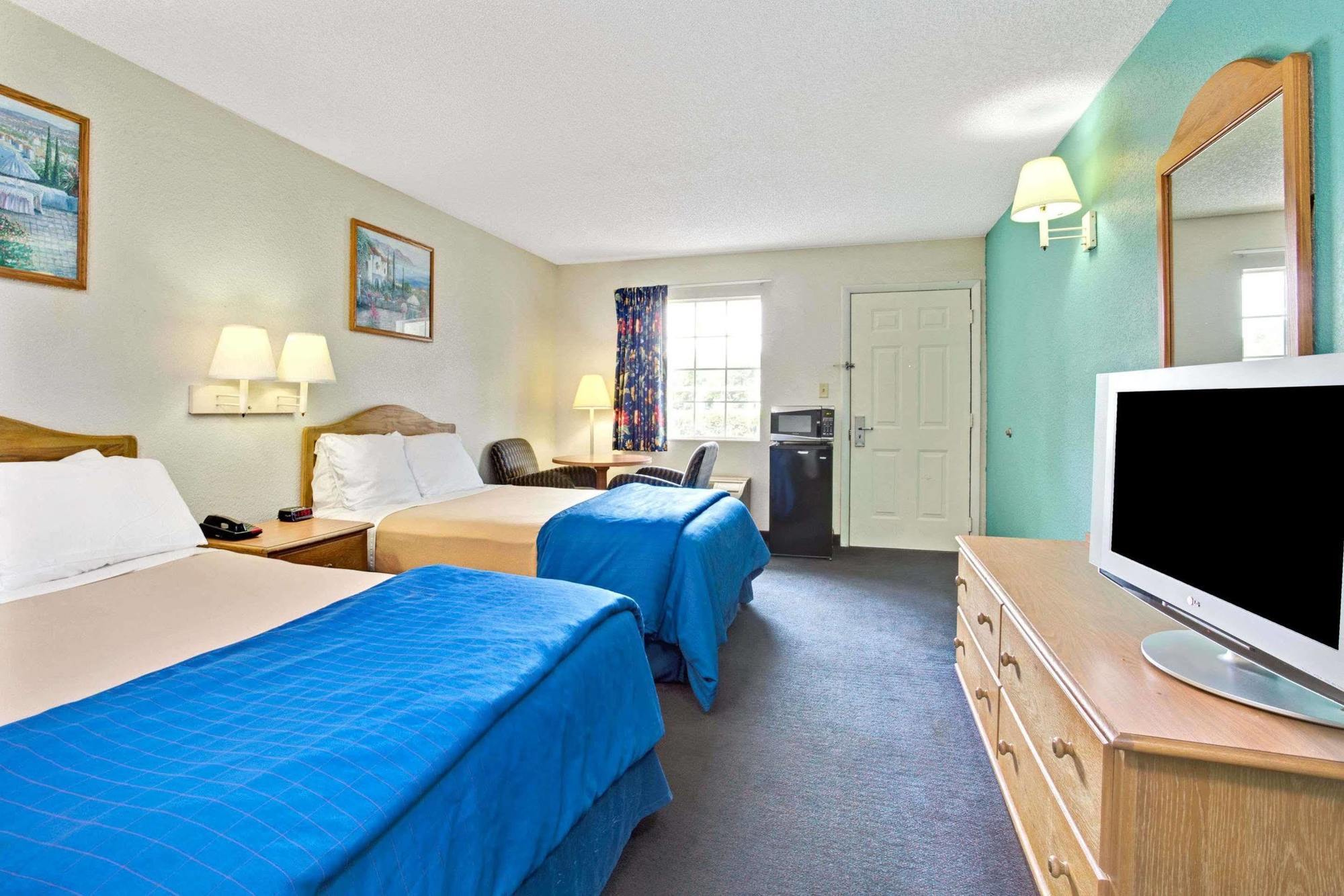 Travelodge Suites By Wyndham Macclenny I-10 Zewnętrze zdjęcie